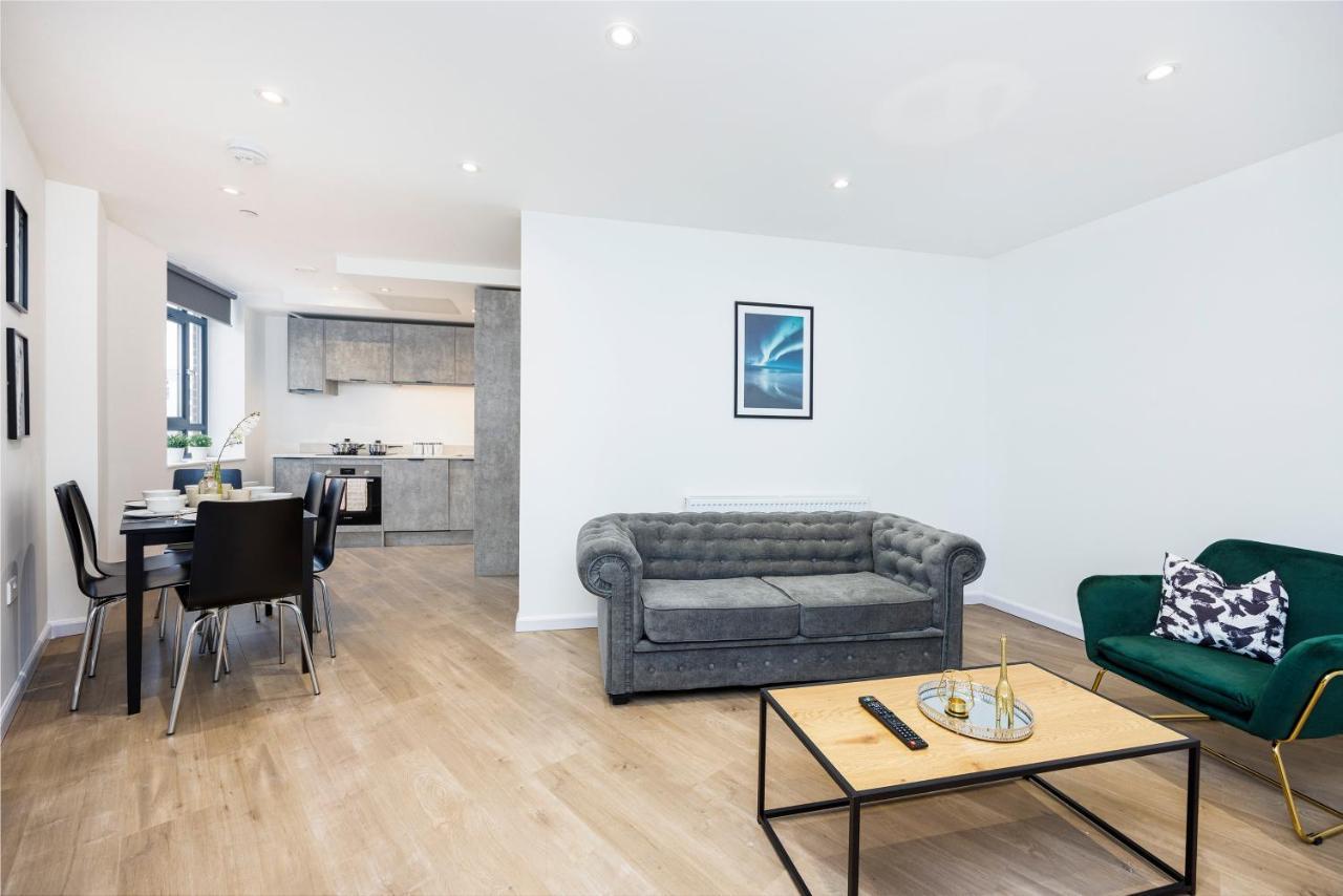 Cresta House - Modern Apartments Luton  Esterno foto