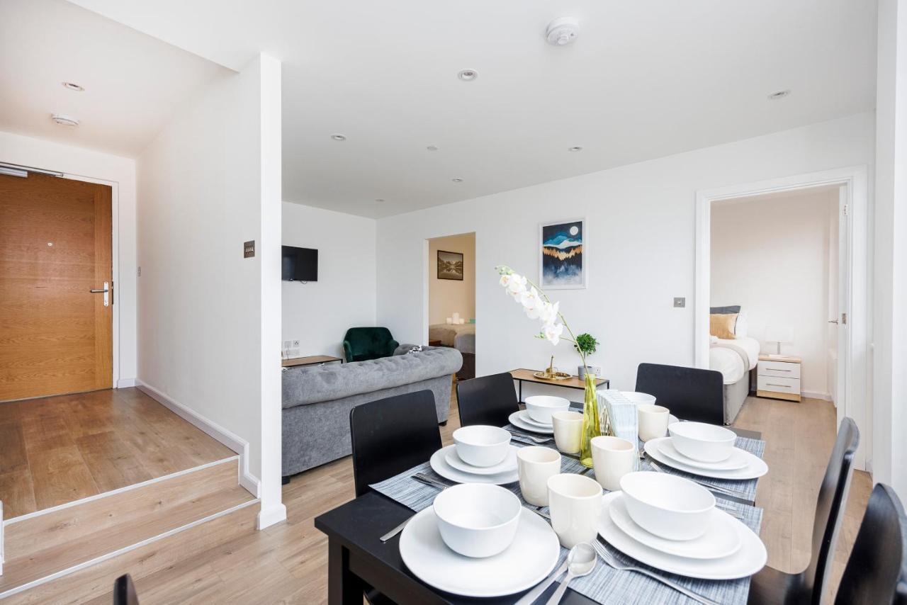 Cresta House - Modern Apartments Luton  Esterno foto
