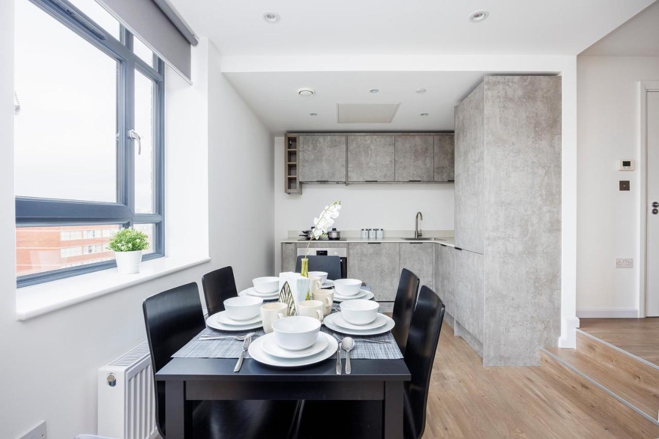 Cresta House - Modern Apartments Luton  Esterno foto